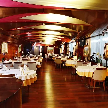阿奈尔酒店 5*