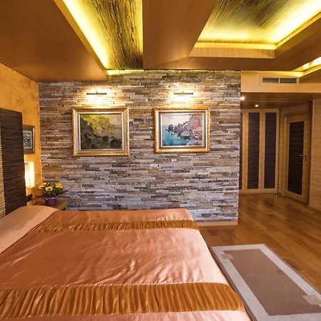 Anel Hotel
