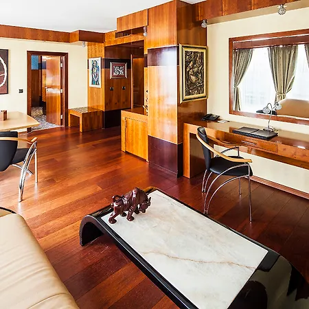 Anel 5* Sofia