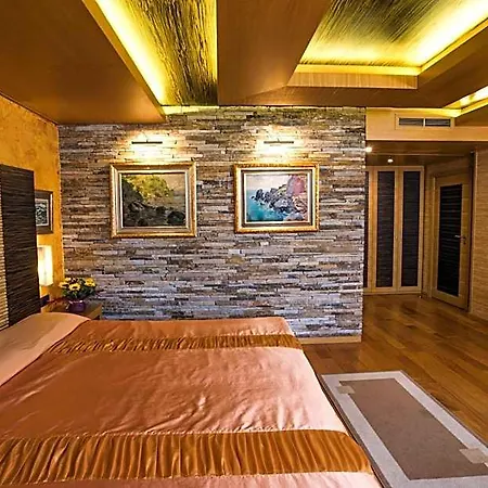 Anel Hotel