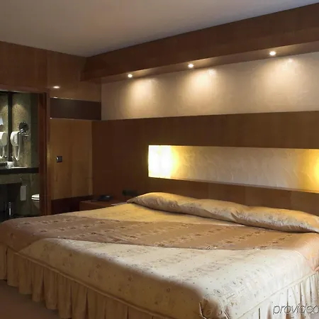 Hotel Anel 5*
