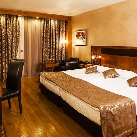 Anel Hotel