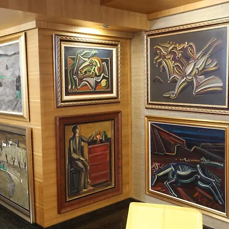 アネル ソフィア